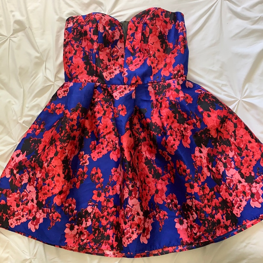 Cocktail mini dress/homecoming dress